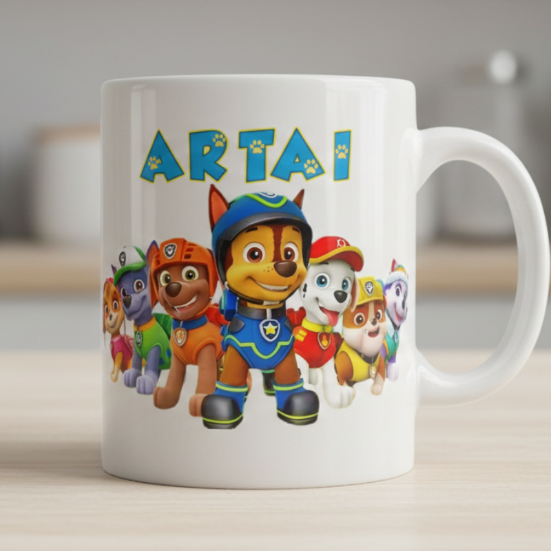 Taza infantil personalizada con nombre y personaje